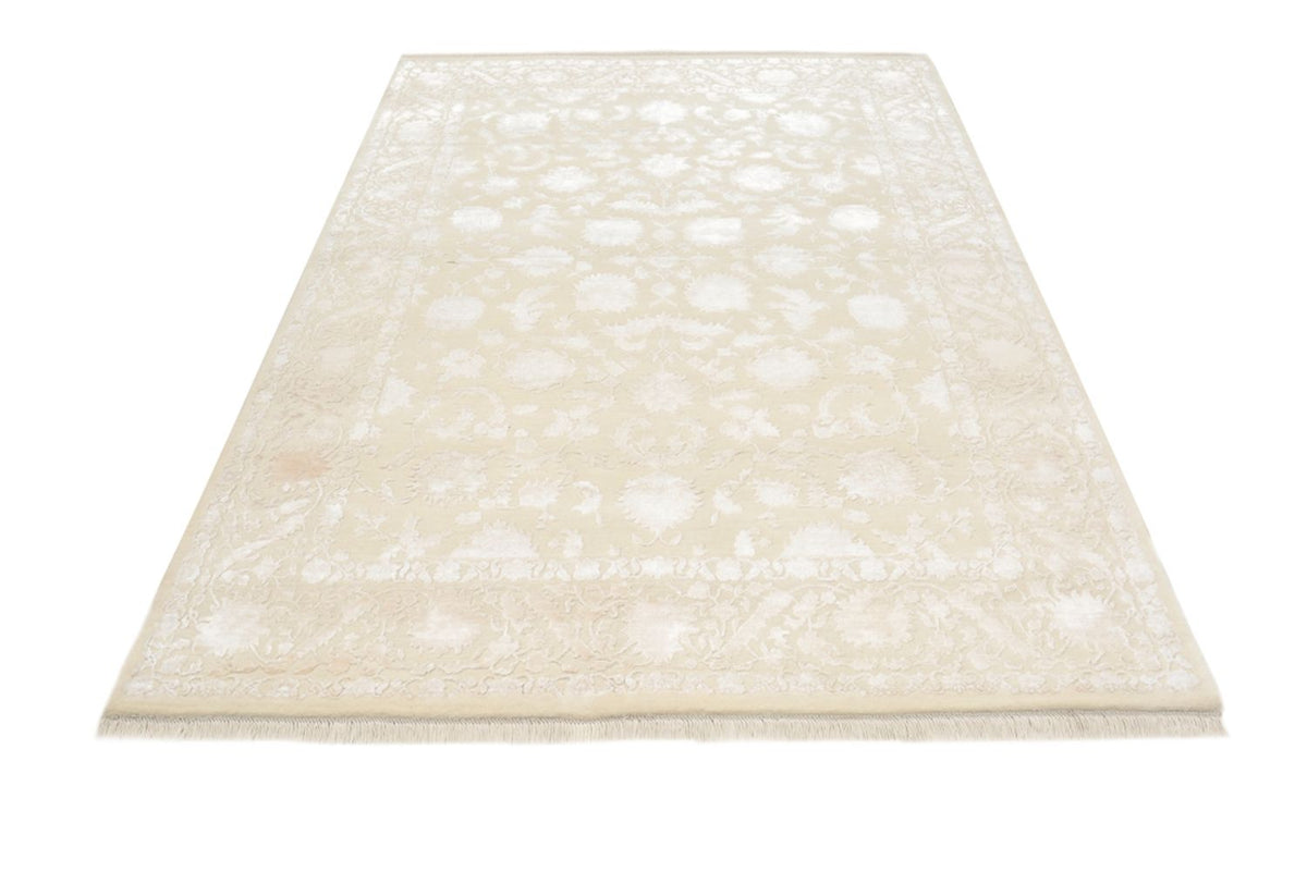 Tapis oriental - 242 x 170 cm - beige clair