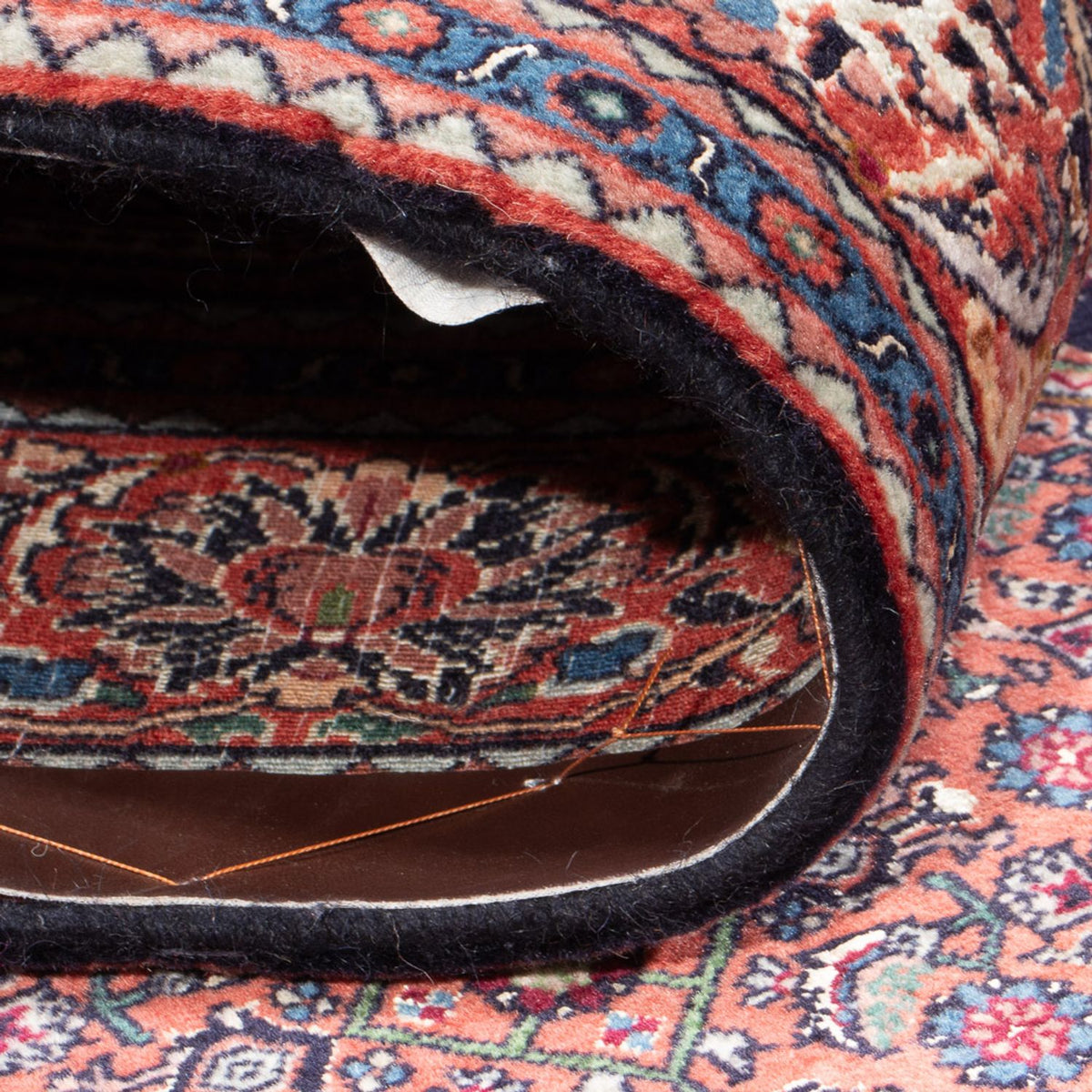 Tapis persan - Bidjar - 240 x 145 cm - rouge clair