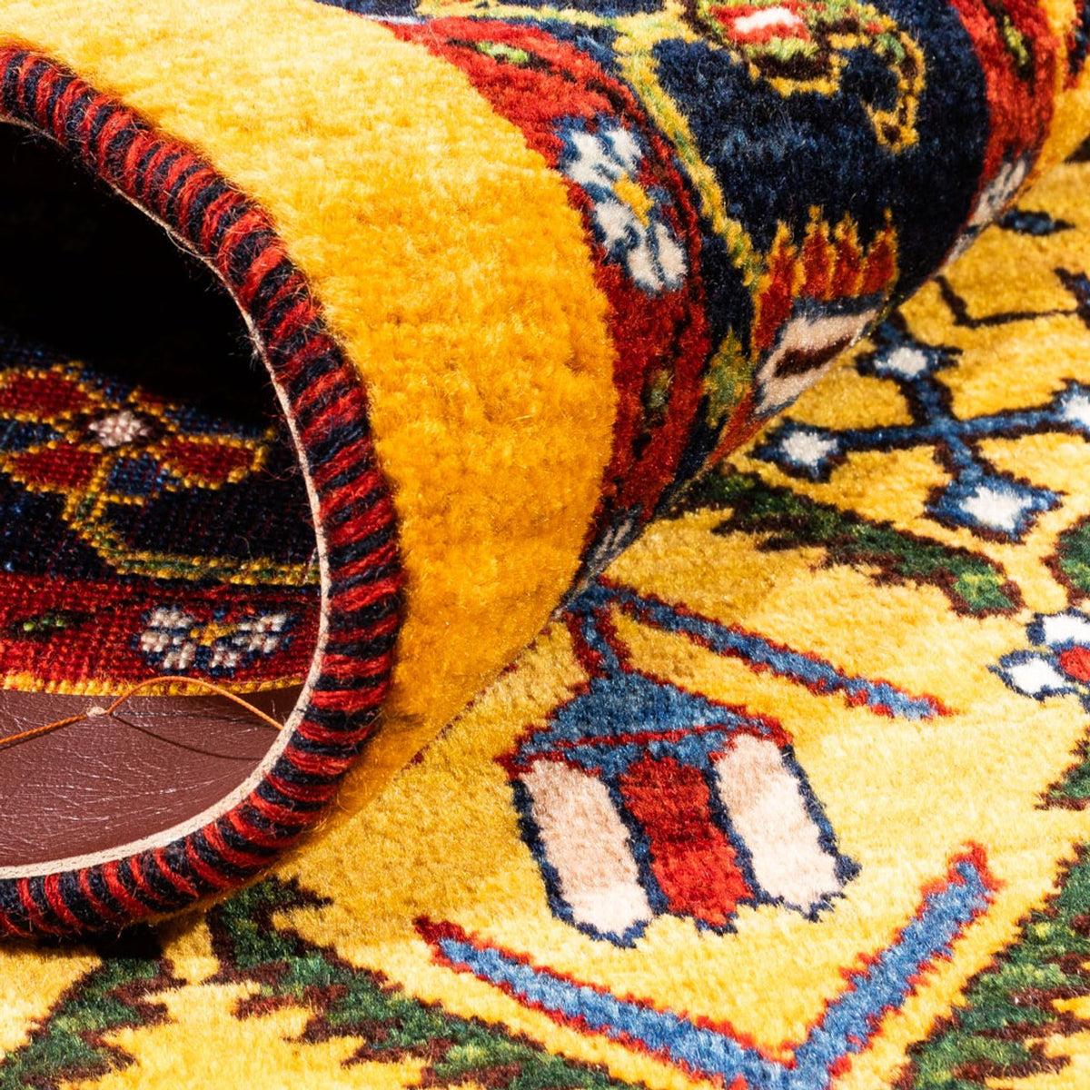 Tapis Gabbeh - Persan - 188 x 126 cm - or