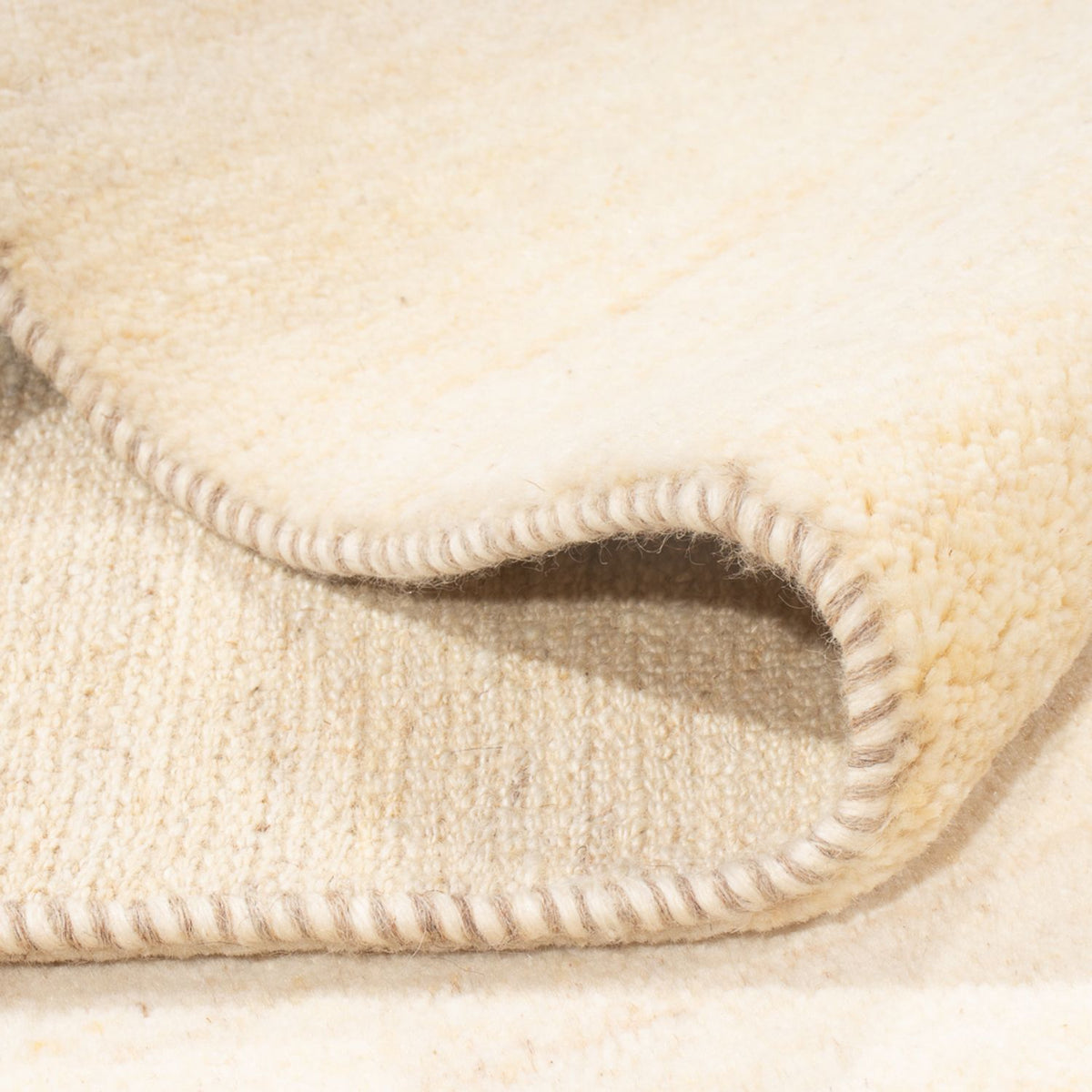 Tapis Gabbeh - Persan - 244 x 167 cm - beige clair