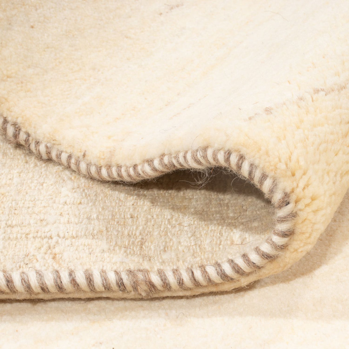 Tapis Gabbeh - Persan - 252 x 170 cm - beige clair