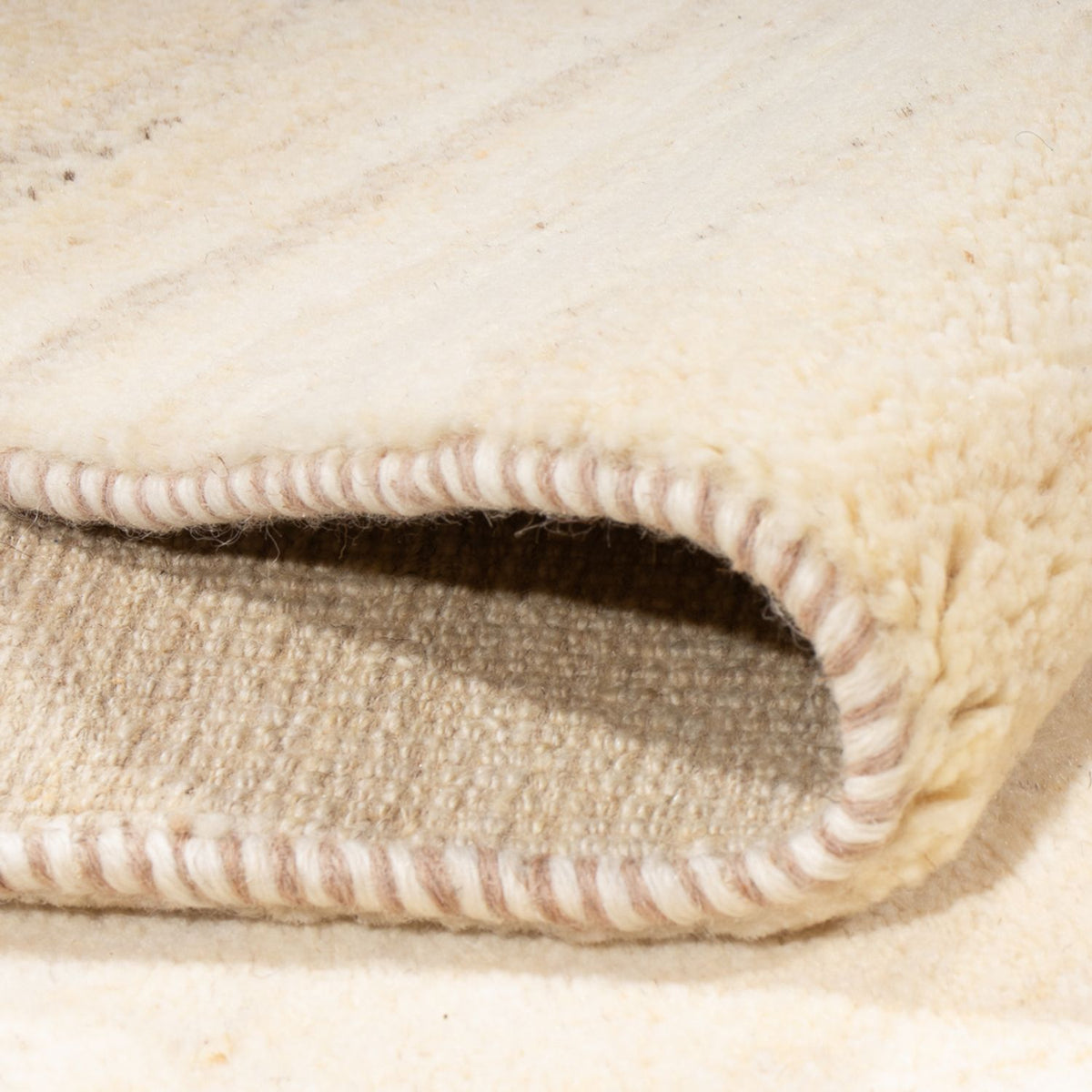 Tapis Gabbeh - Persan - 242 x 182 cm - blanc naturel