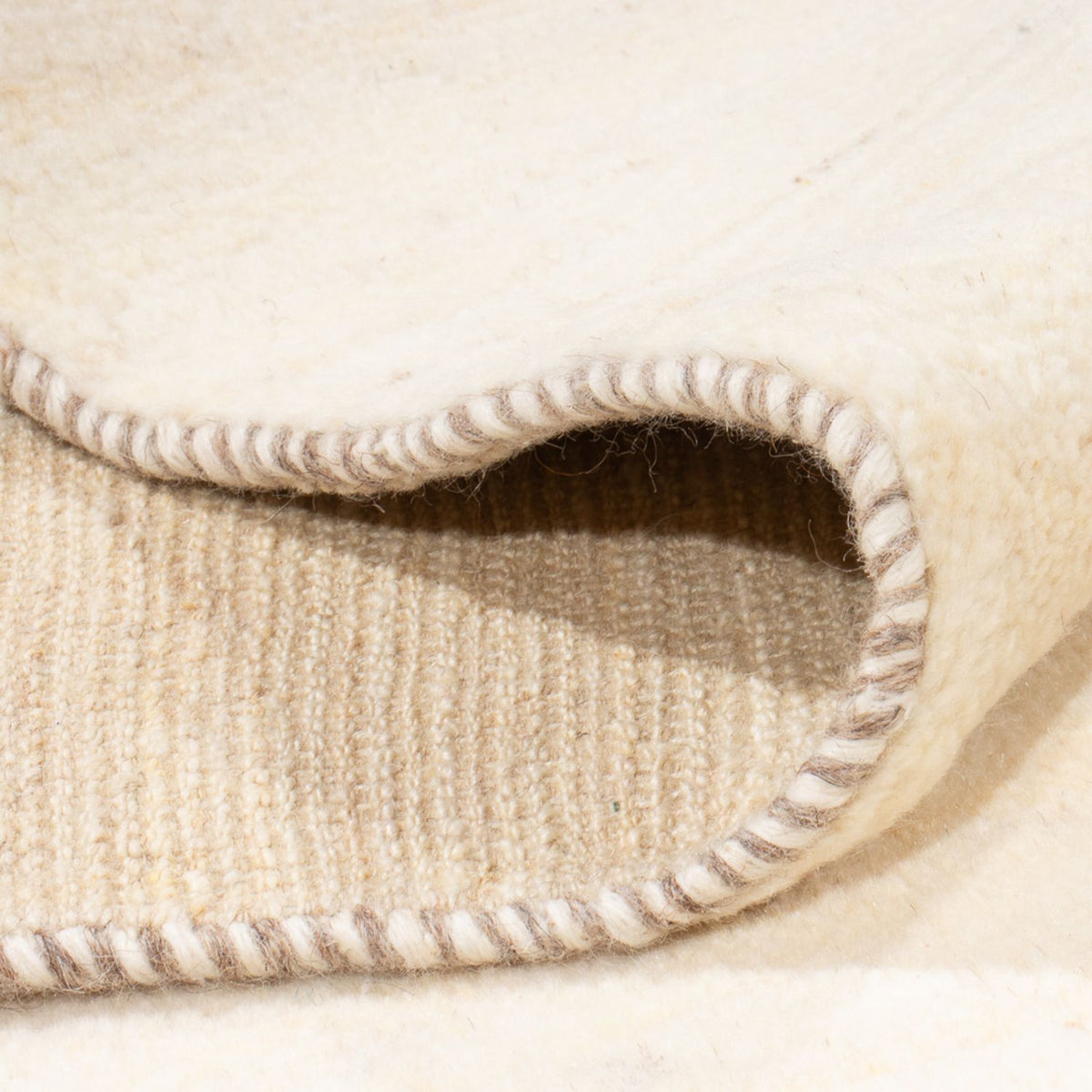 Tapis Gabbeh - Persan - 244 x 186 cm - beige clair