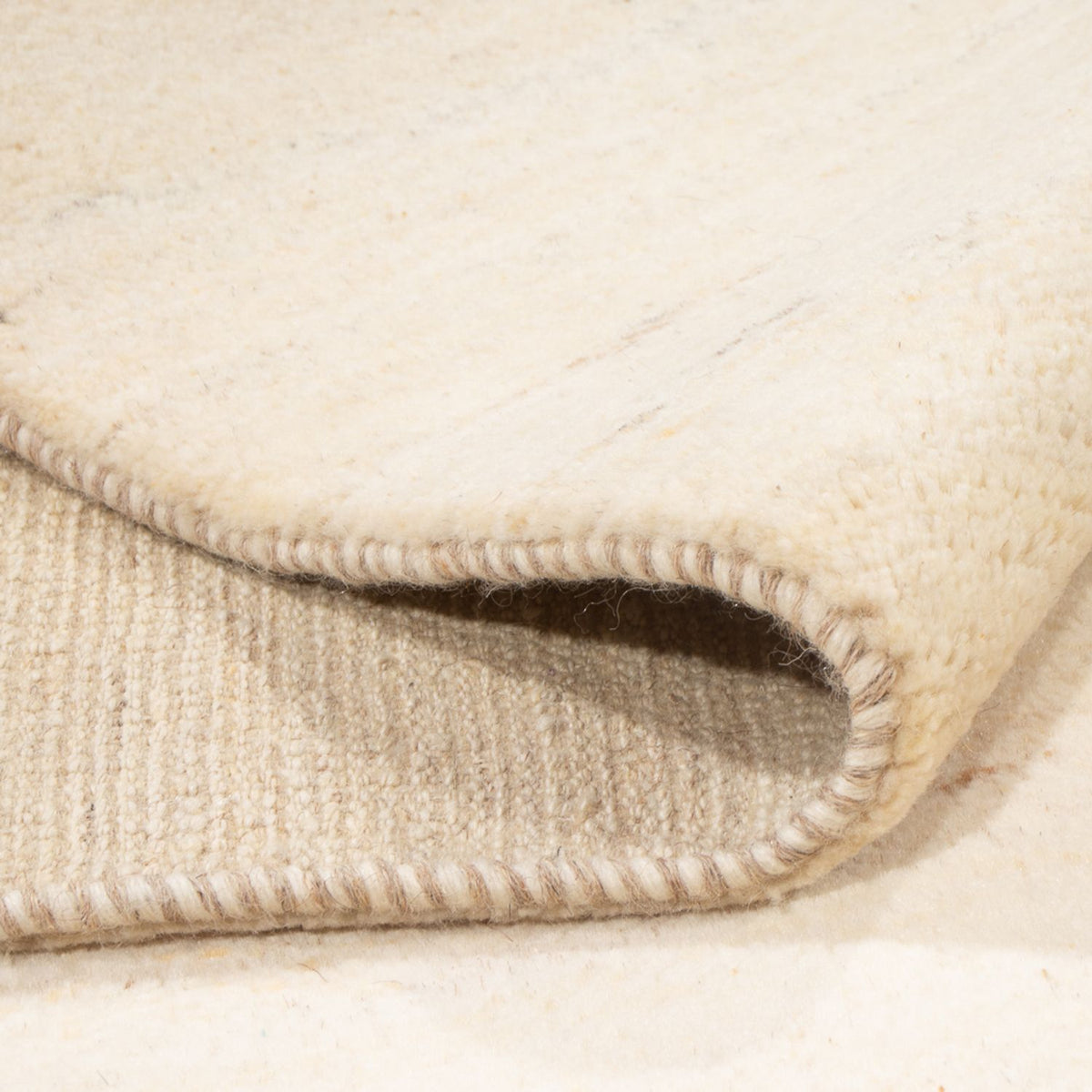 Tapis Gabbeh - Persan - 238 x 173 cm - beige clair