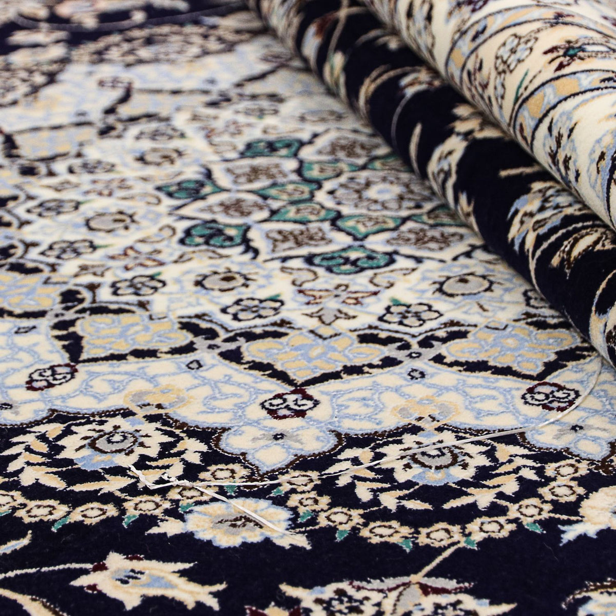 Tapis persan - Nain - Premium - 358 x 254 cm - bleu foncé