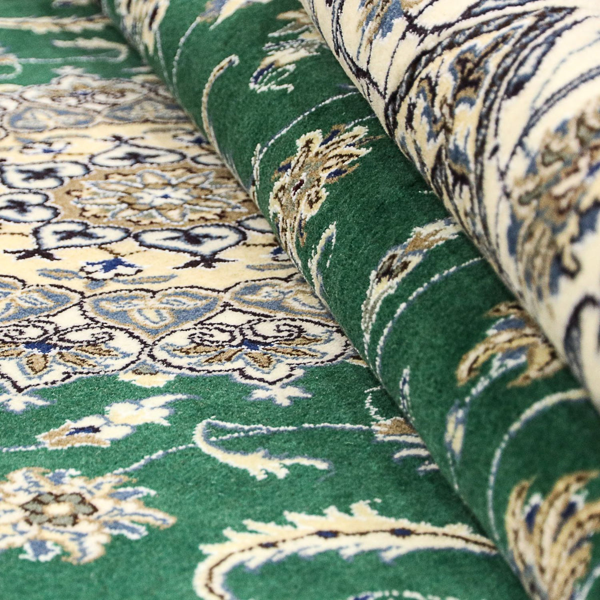 Tapis persan - Nain - 286 x 200 cm - vert foncé