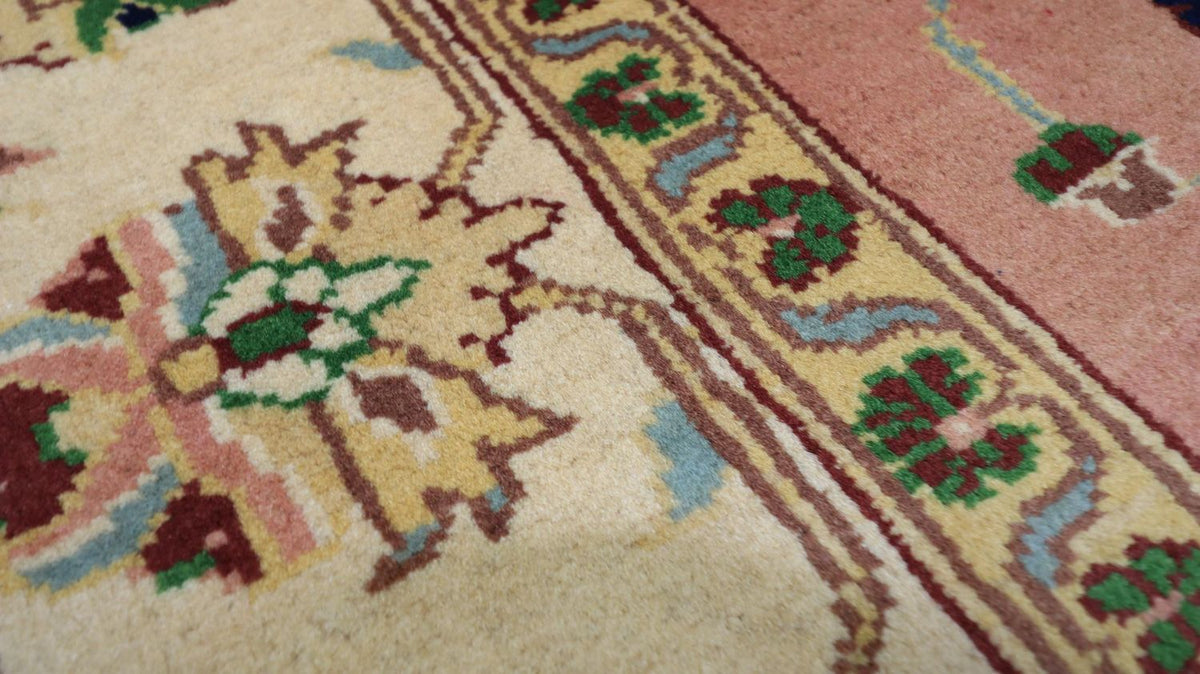 Tapis oriental - 192 x 151 cm - rouille