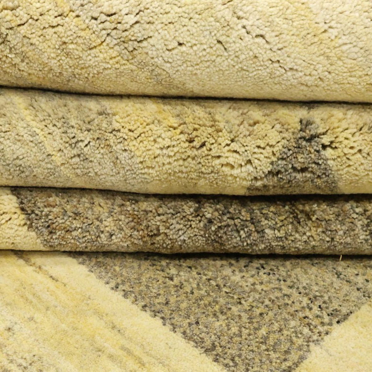 Tapis Gabbeh - Persan - 312 x 254 cm - multicolore