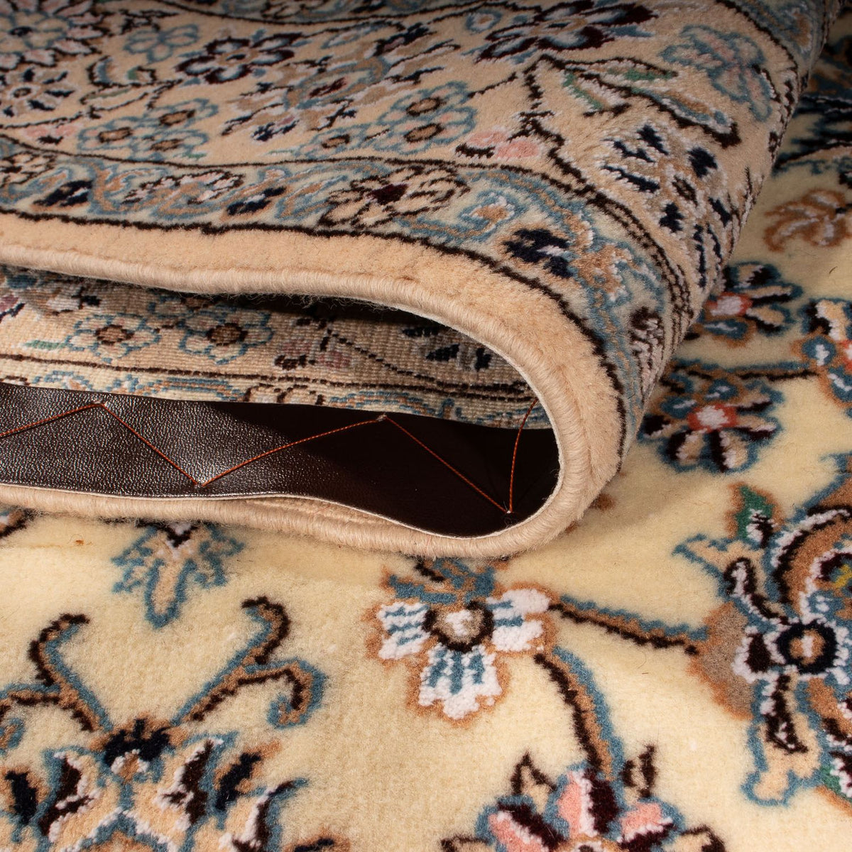 Tapis persan - Nain - Royal - 207 x 128 cm - beige