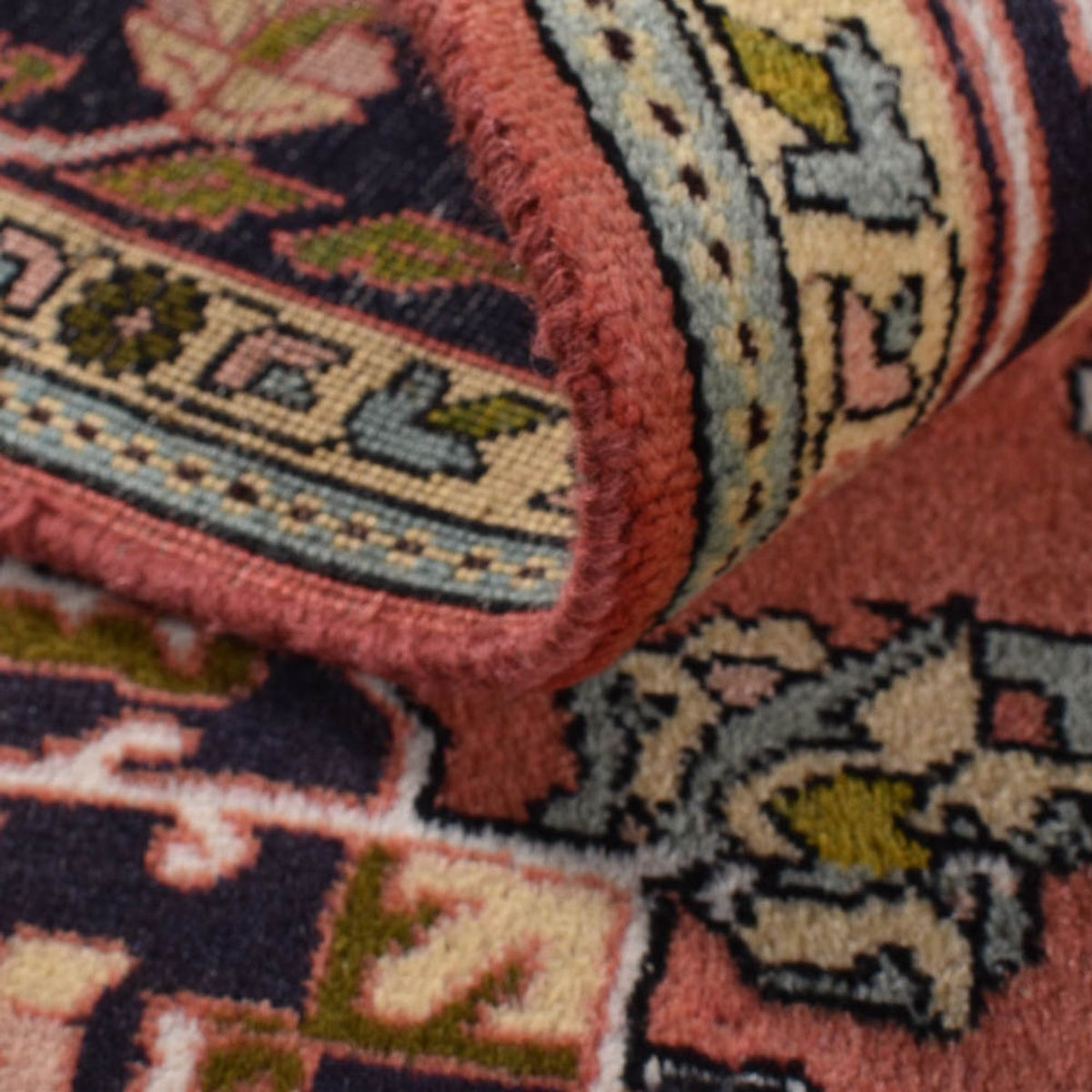 Tapis persan - Nomadic - 202 x 142 cm - rouge clair