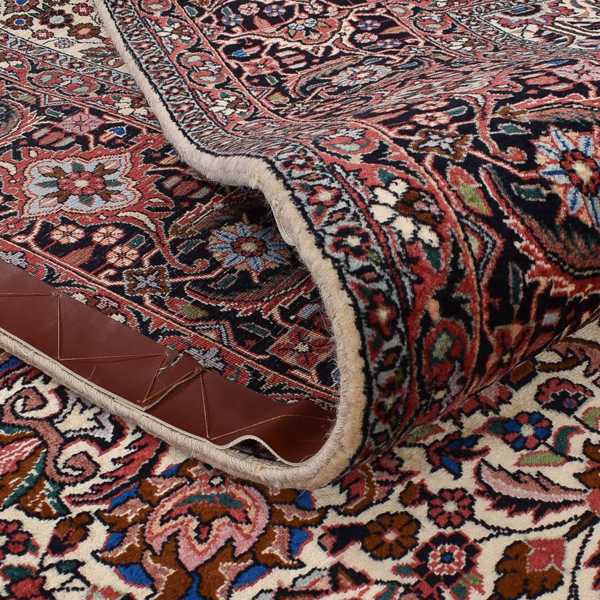 Tapis persan - Bidjar - 351 x 251 cm - rouge clair