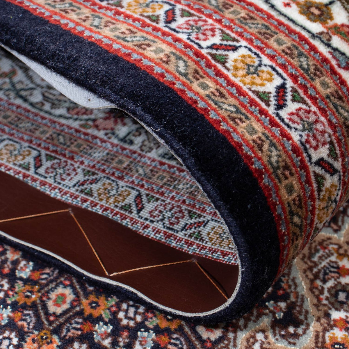 Tapis persan - Tabriz - 210 x 155 cm - marron foncé