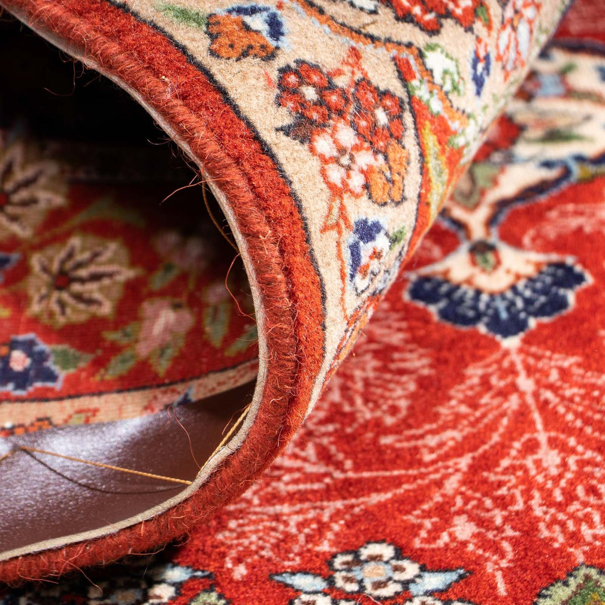 Tapis persan - Ghom - 111 x 93 cm - rouille