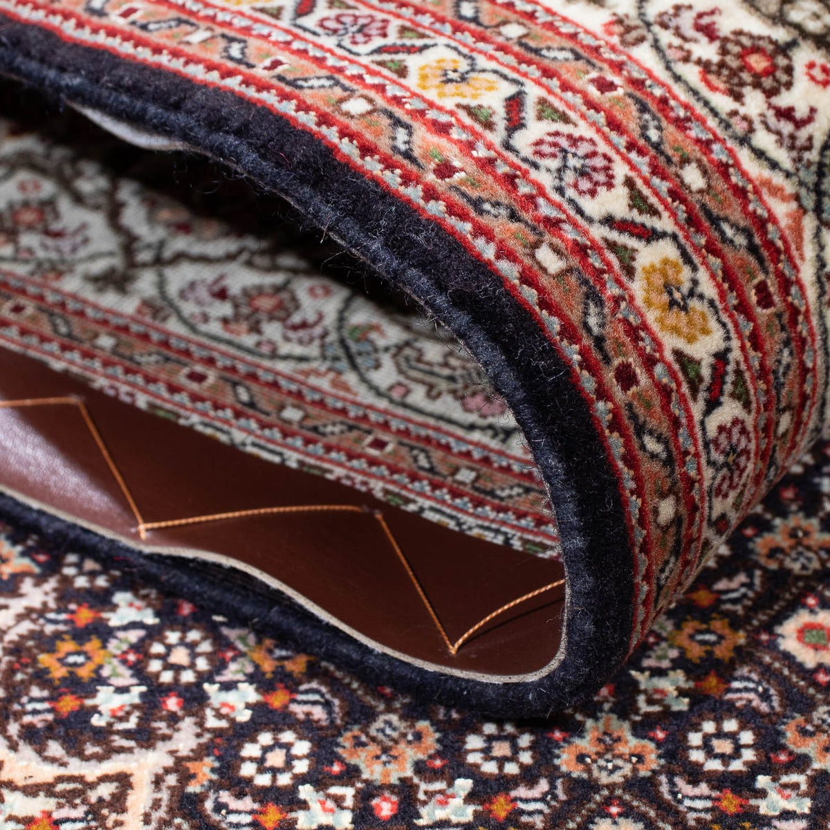 Tapis persan - Tabriz - 200 x 154 cm - marron foncé