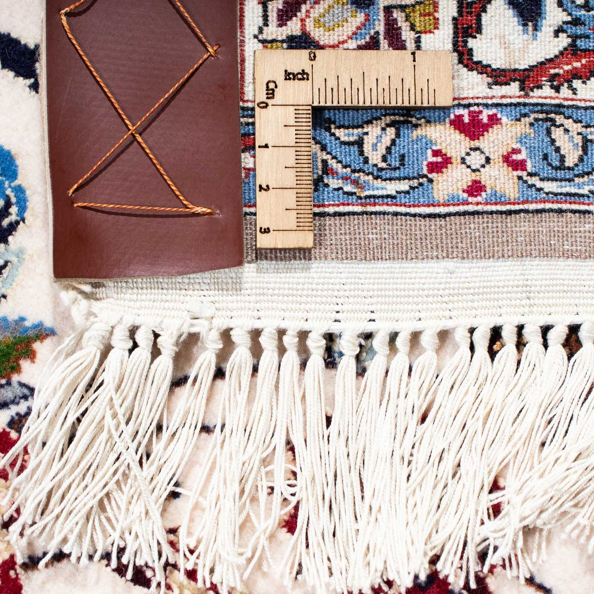 Tapis persan - Isfahan - Premium - 233 x 160 cm - beige