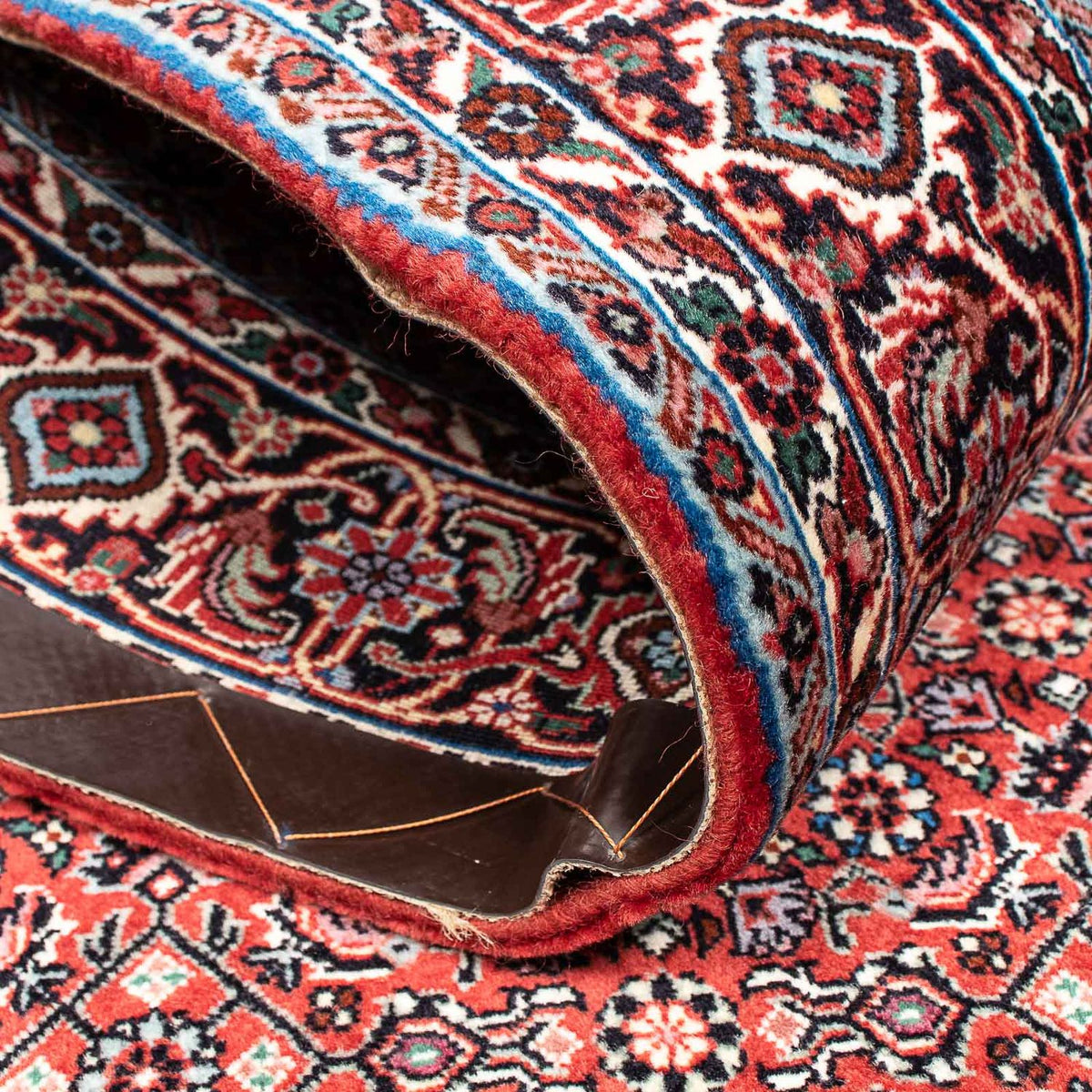 Tapis persan - Bidjar - 203 x 139 cm - rouge clair