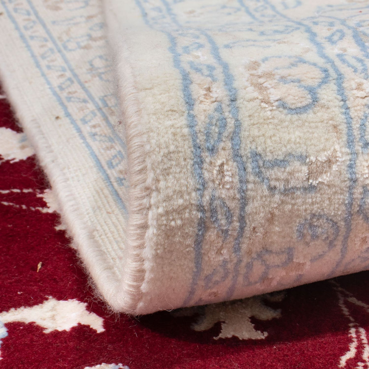 Tapis persan - Nain - 291 x 200 cm - rouge foncé