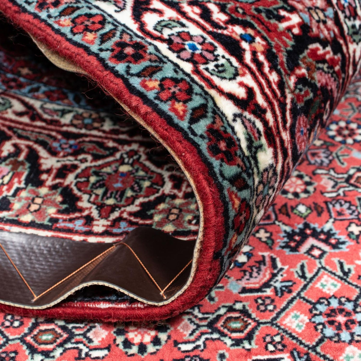 Tapis persan - Bidjar - 212 x 130 cm - rouge clair