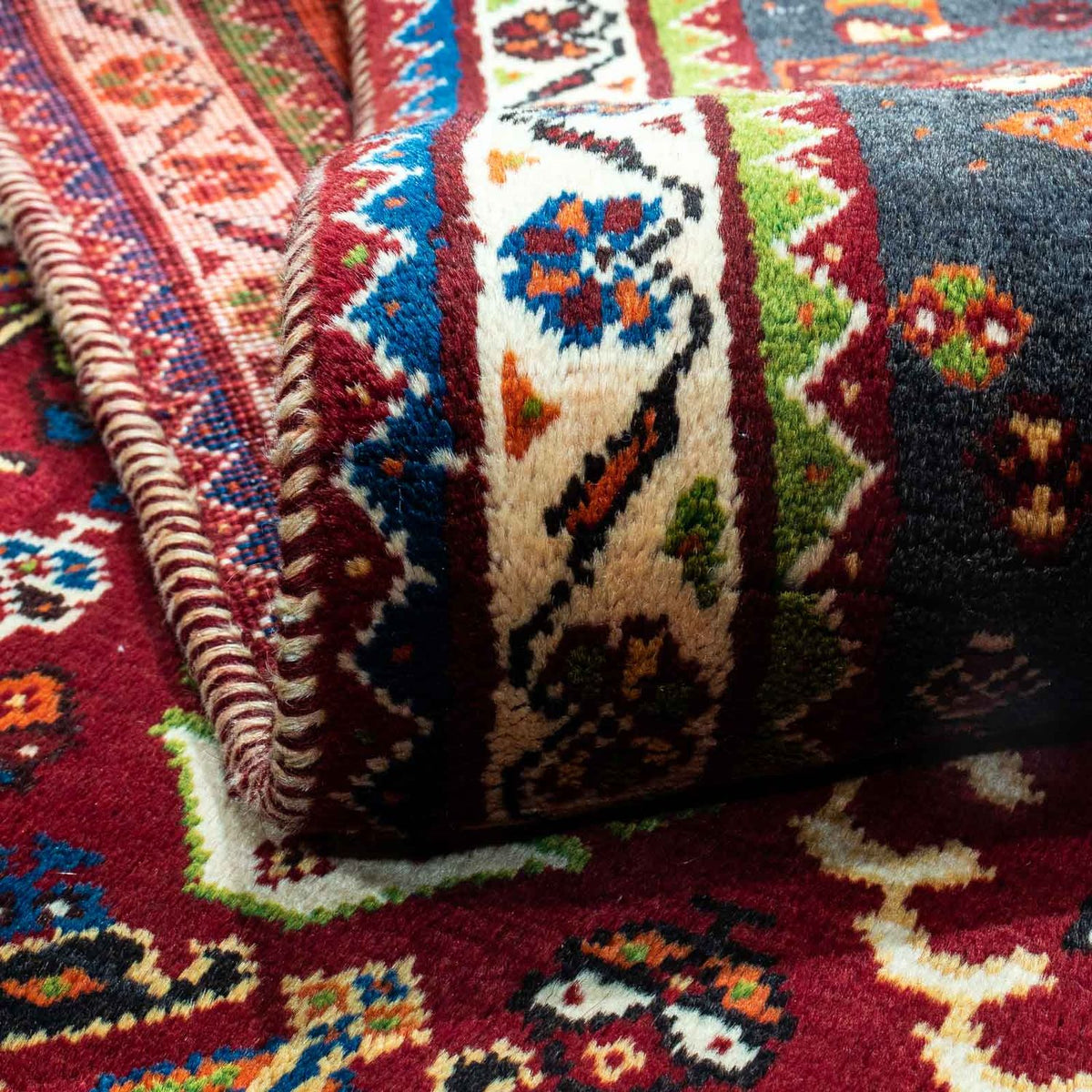 Tapis persan - Nomadic - 257 x 173 cm - rouge foncé
