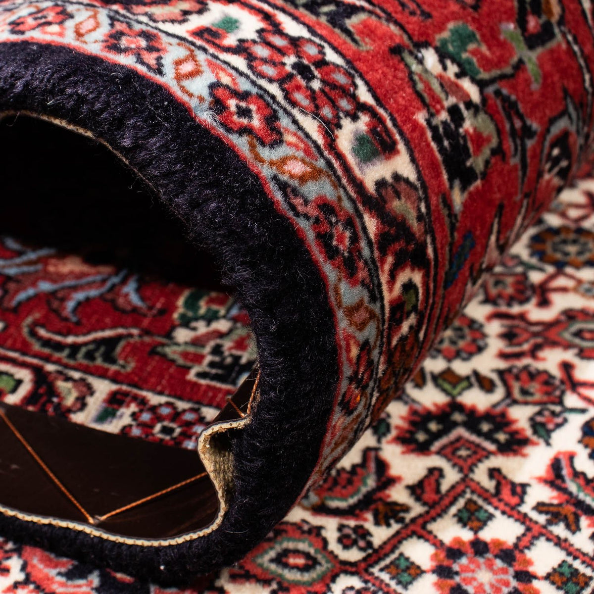 Tapis persan - Bidjar - 251 x 171 cm - rouge foncé