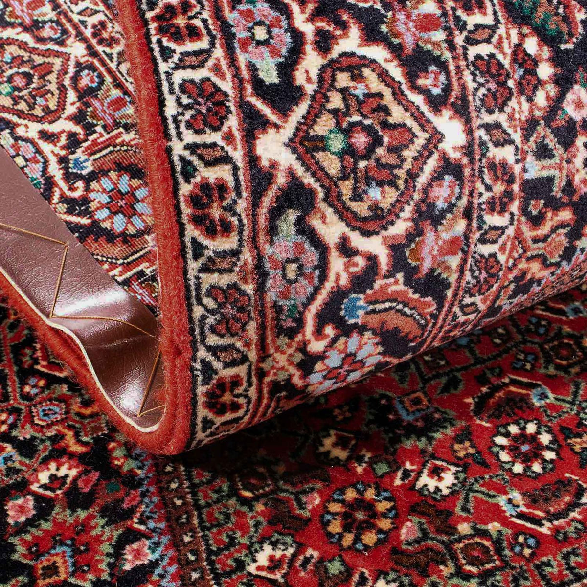 Tapis persan - Bidjar - 176 x 110 cm - rouge clair