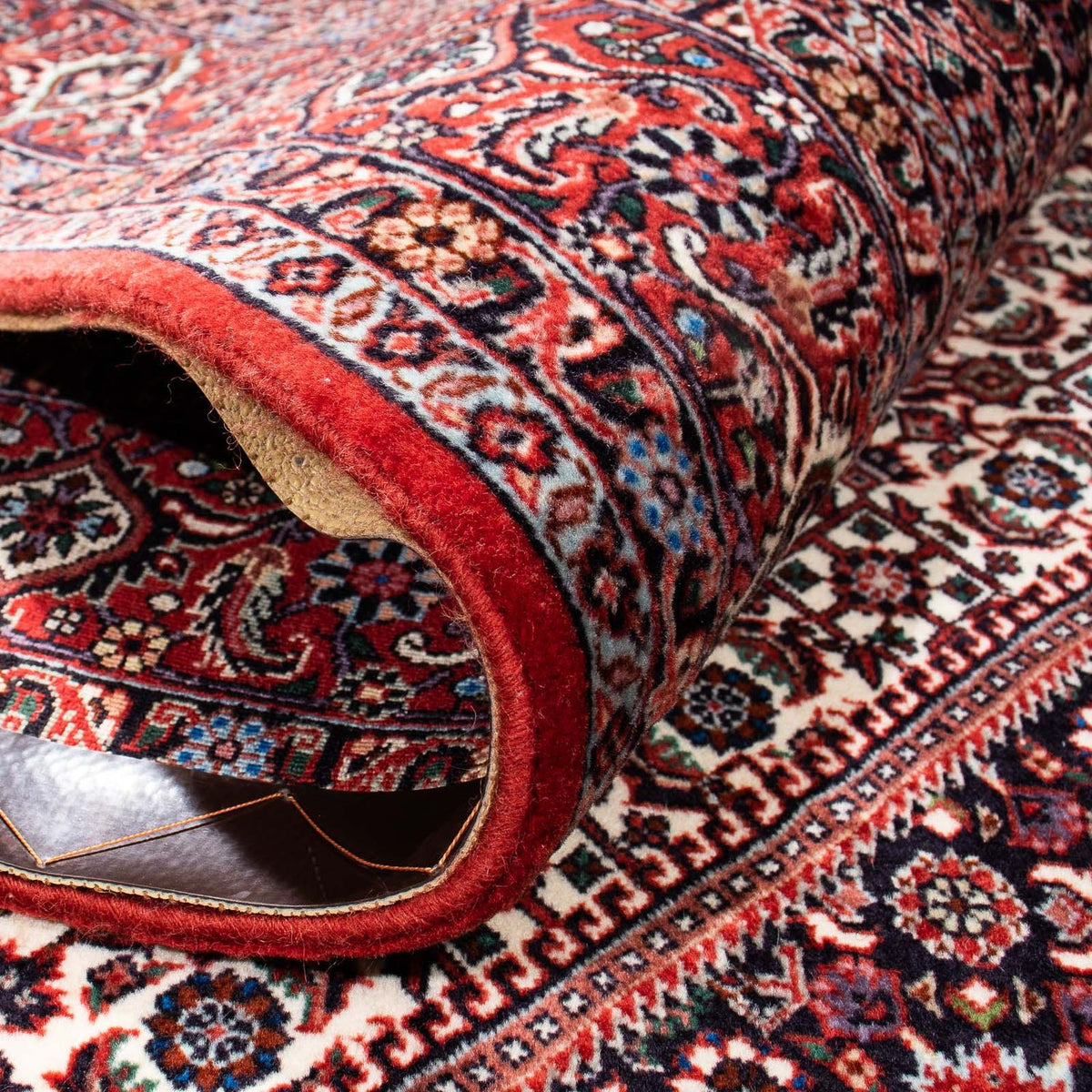Tapis persan - Bidjar - 241 x 170 cm - rouge foncé