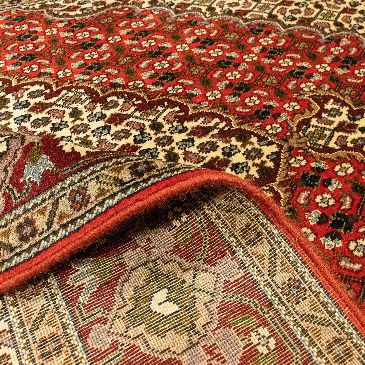Tapis persan - Tabriz - 198 x 148 cm - rouge foncé