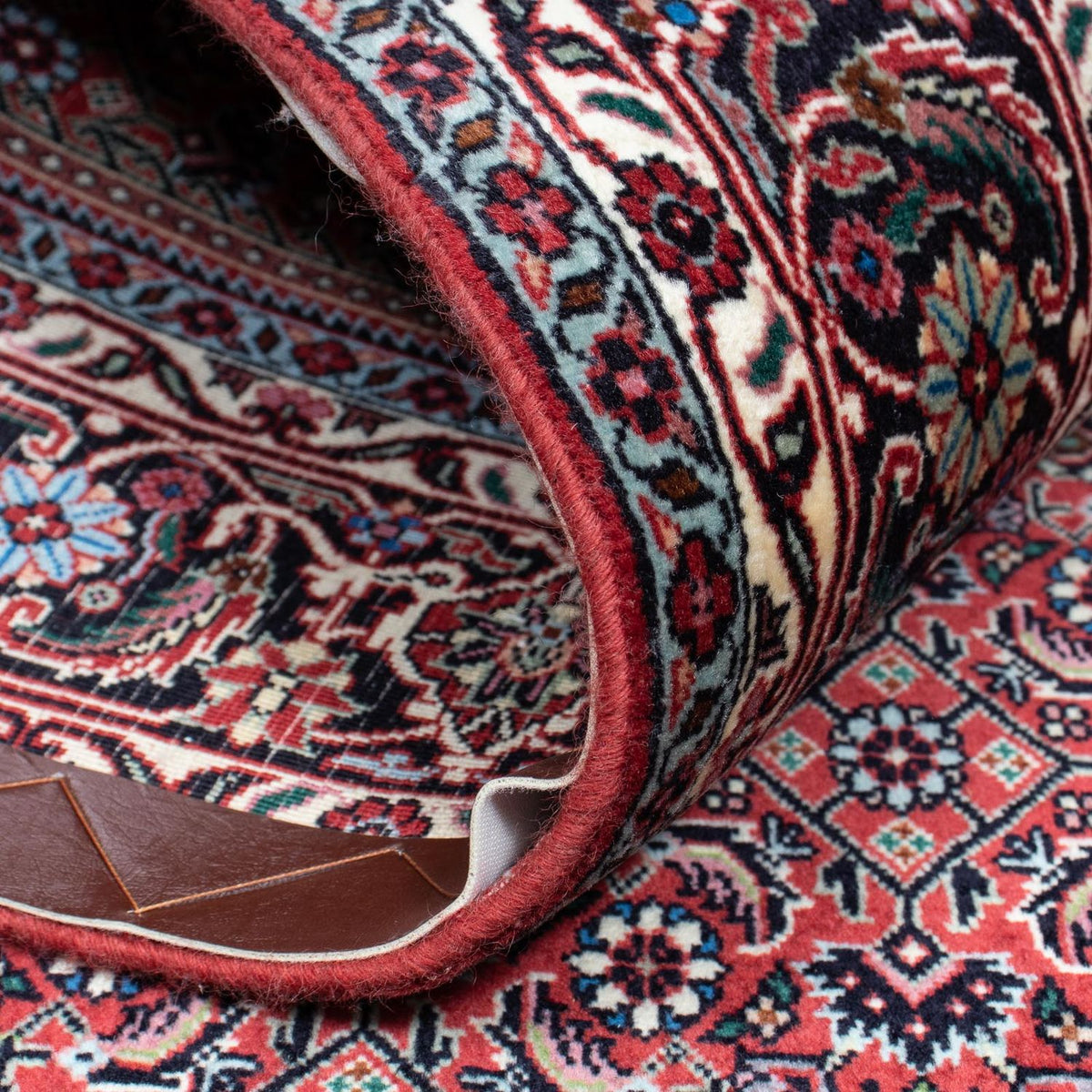 Tapis persan - Bidjar - 208 x 132 cm - rouge clair