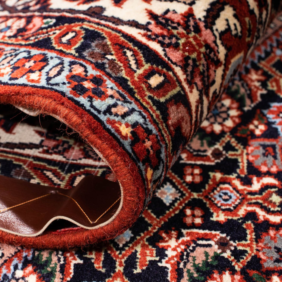 Tapis persan - Bidjar - 241 x 170 cm - rouge foncé