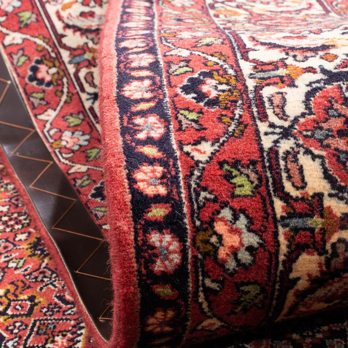 Tapis persan - Bidjar - 246 x 171 cm - rouge clair