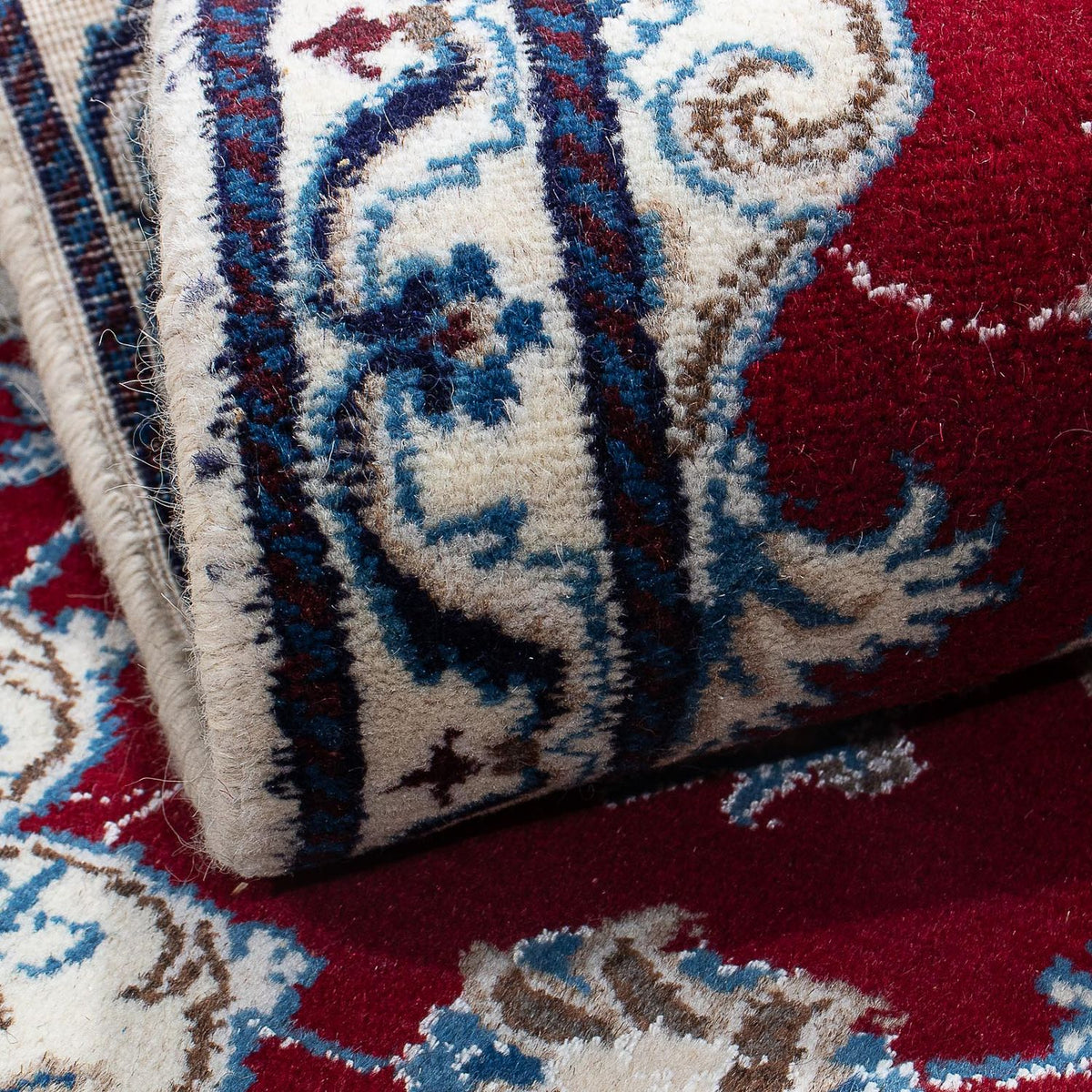 Tapis persan - Nain - 137 x 87 cm - rouge foncé