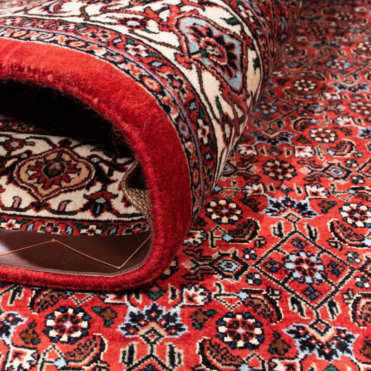 Tapis persan - Bidjar - 242 x 168 cm - rouge foncé