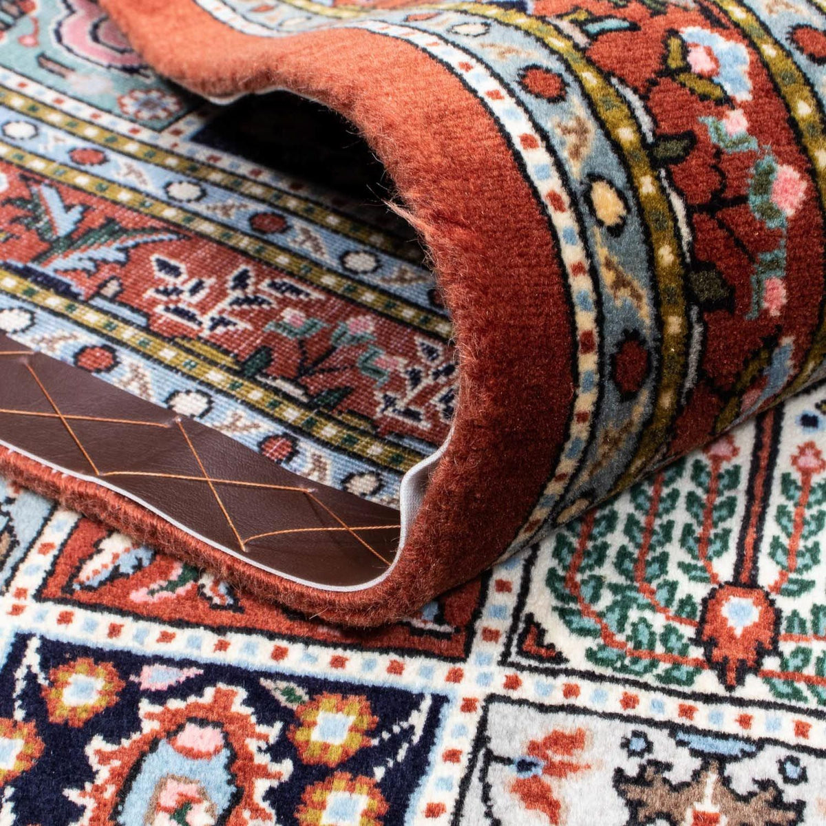 Tapis persan - Classique - 224 x 137 cm - multicolore