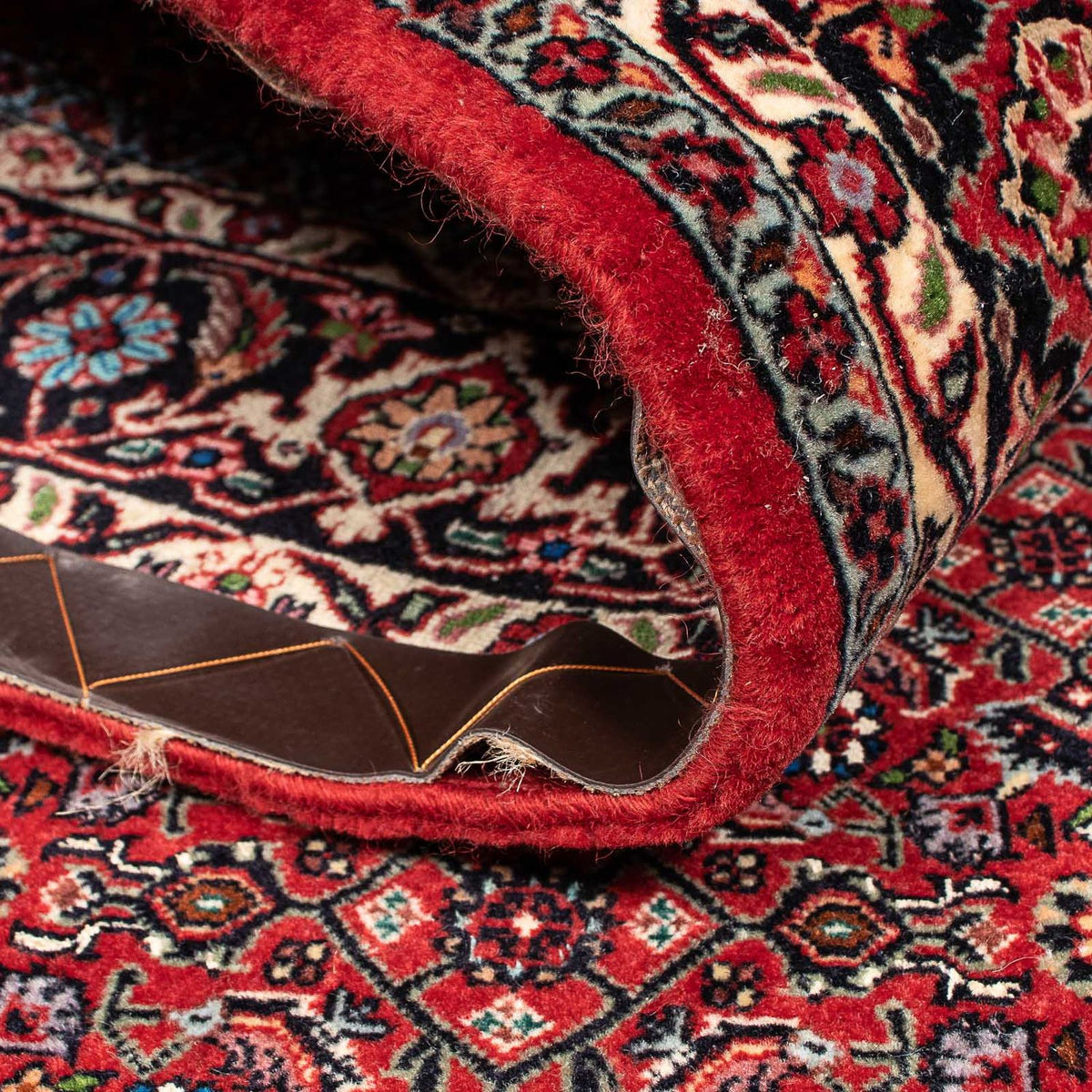 Tapis persan - Bidjar - 211 x 132 cm - rouge