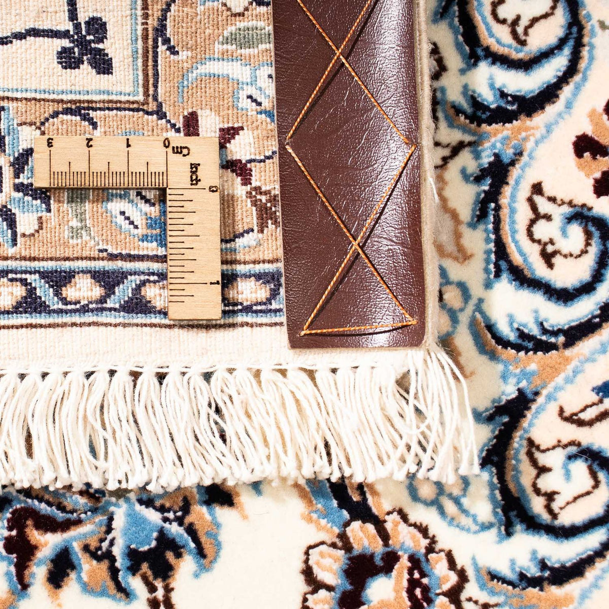 Tapis persan - Nain - Premium - 243 x 160 cm - beige
