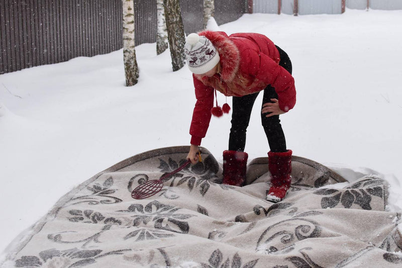 Entretien des tapis en hiver : stratégies efficaces pour le déneigement 