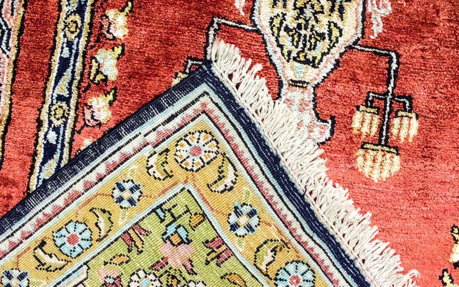Tapis en soie - Kayseri - 137 x 77 cm - rouge