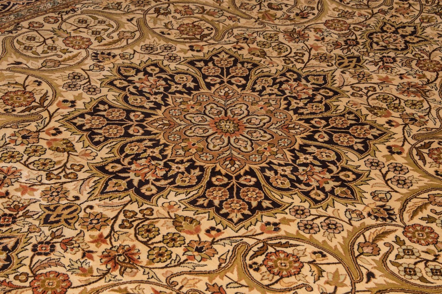 Tapis en soie - Soie du Cachemire - 342 x 234 cm - beige