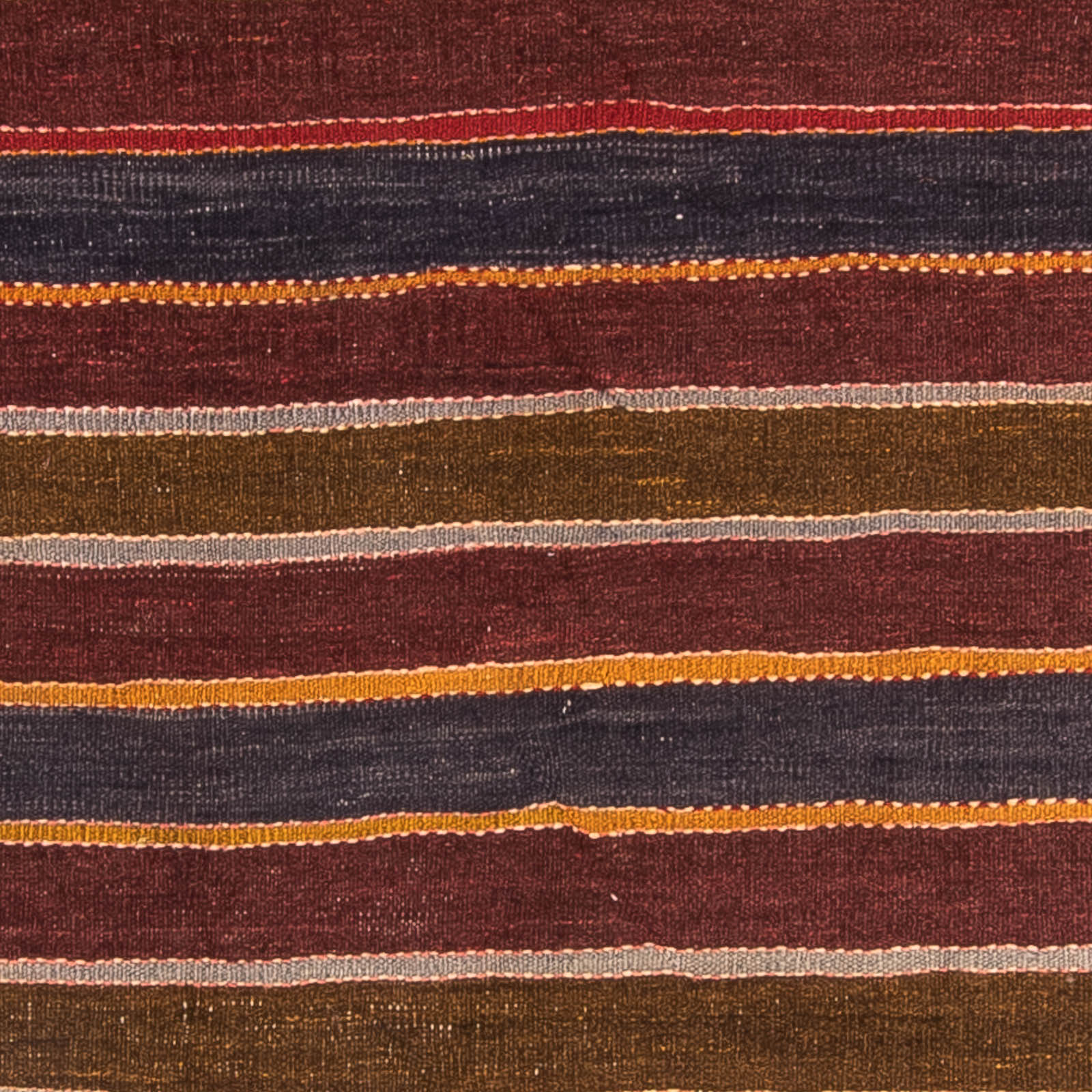 Tapis Kelim - Vieux carré  - 155 x 135 cm - multicolore