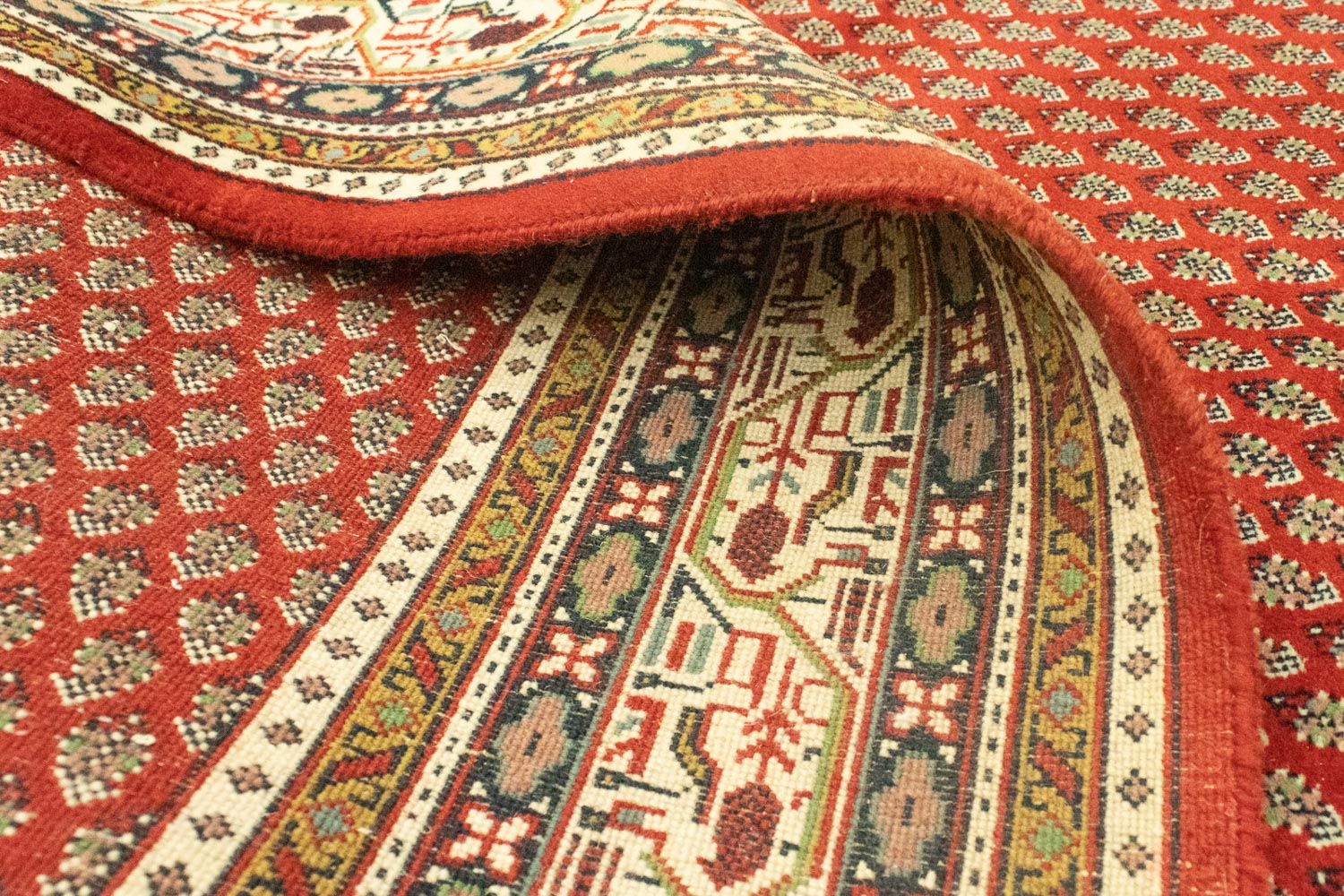Tapis oriental - 242 x 173 cm - rouge