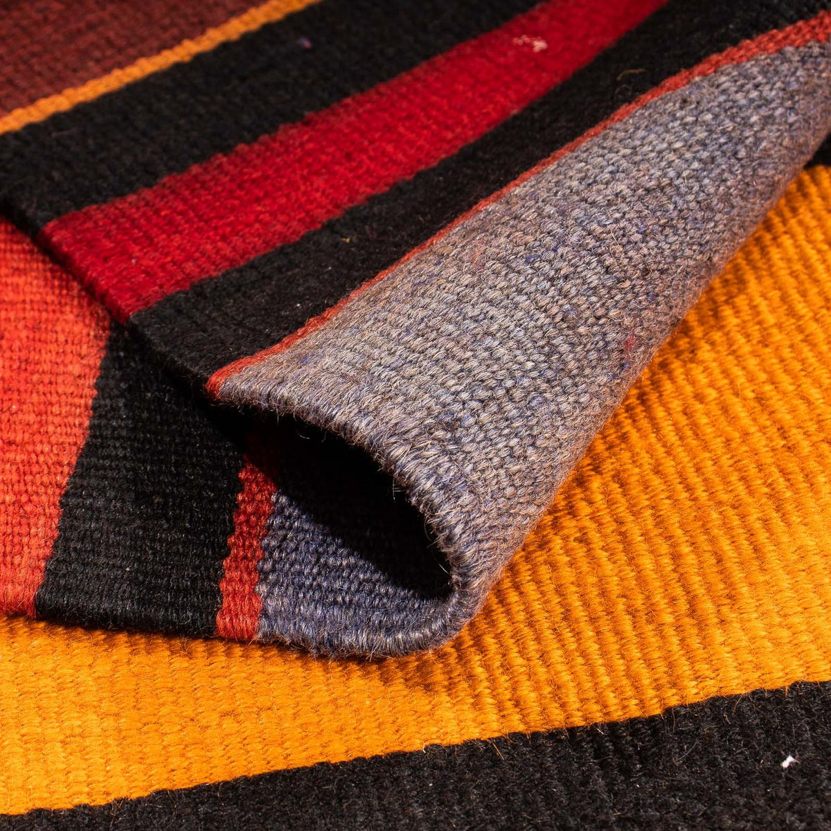 Tapis Kelim - Vieux carré  - 150 x 135 cm - multicolore