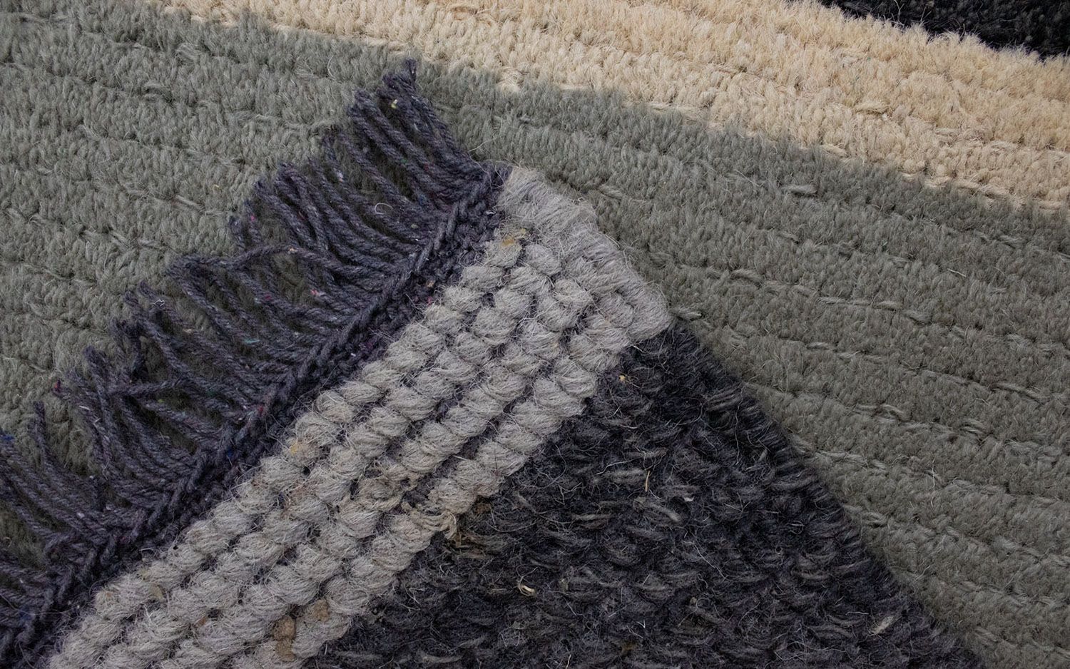 Tapis Népalais - 140 x 70 cm - multicolore