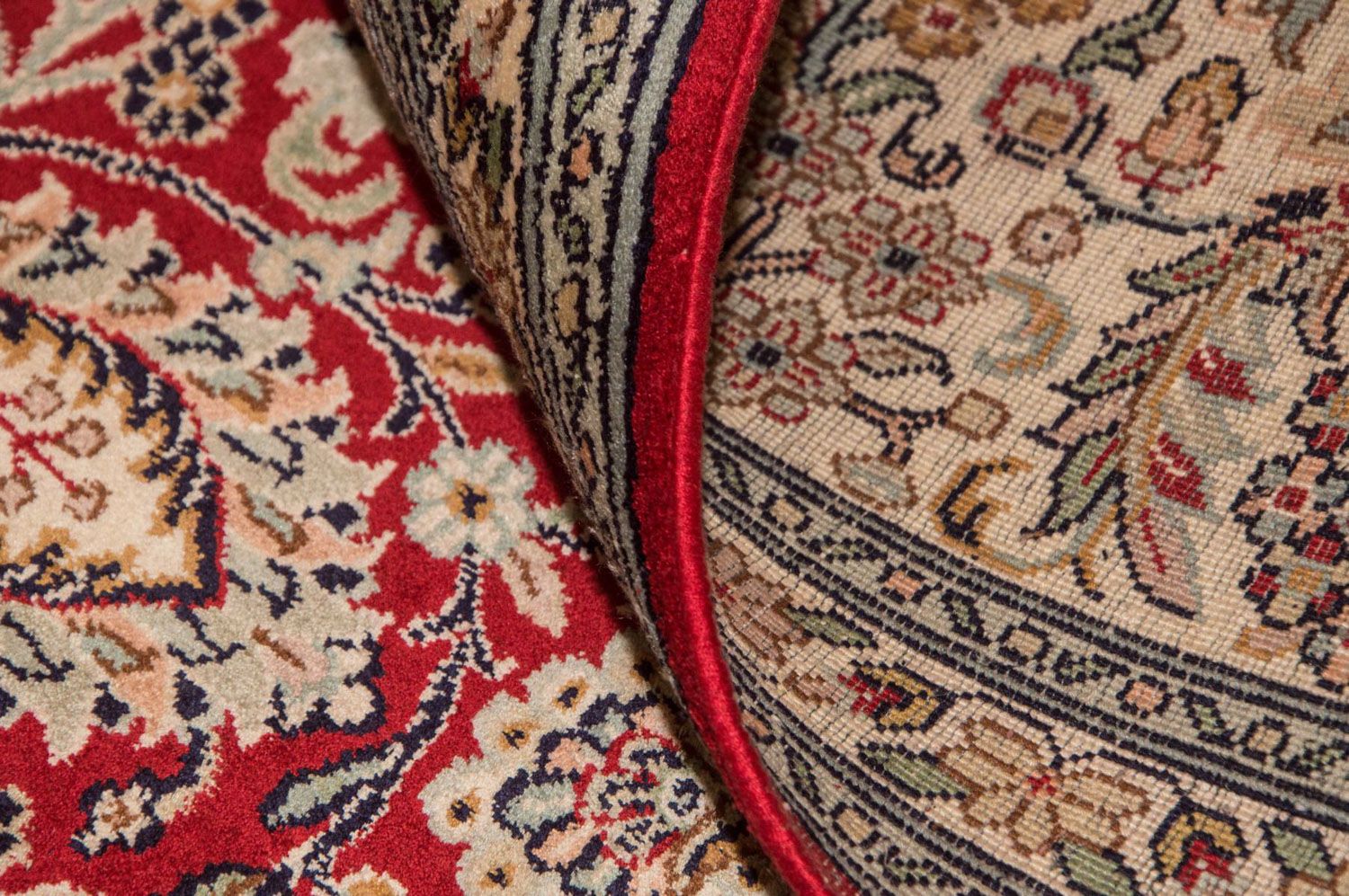 Tapis en soie - Soie du Cachemire - 311 x 211 cm - rouge