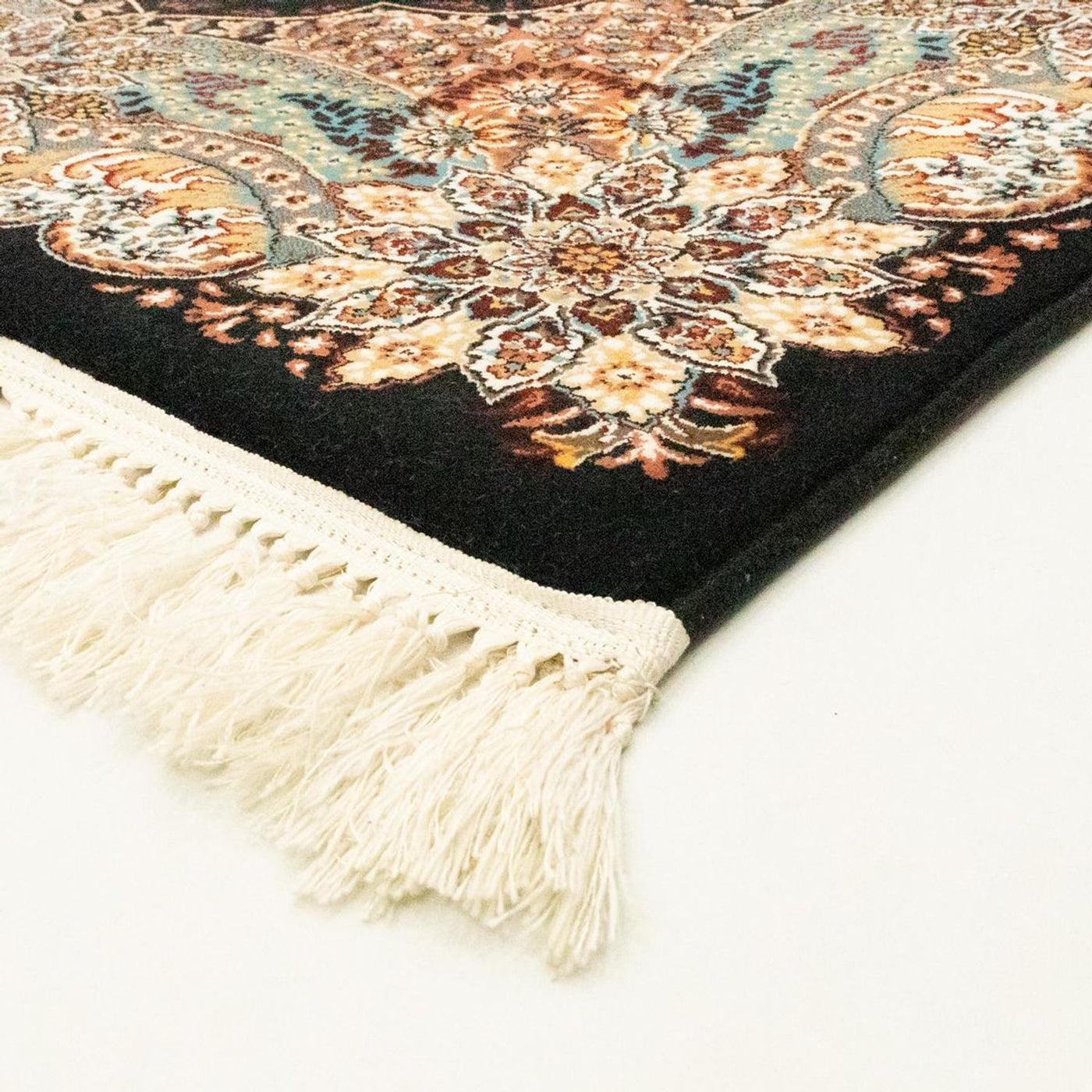 Tapis persan Ahu