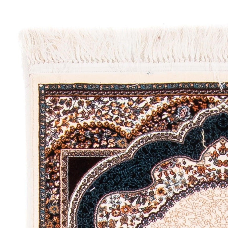 Tapis persan Nika