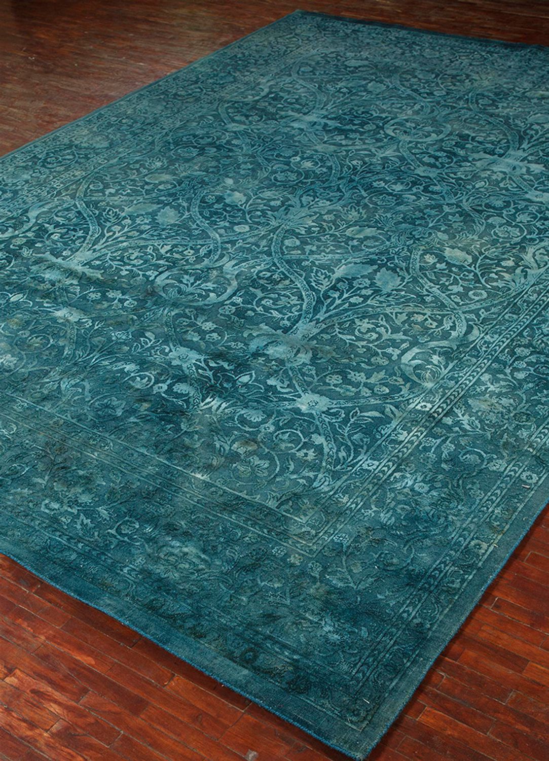 DP02-RUG1060646-270x180