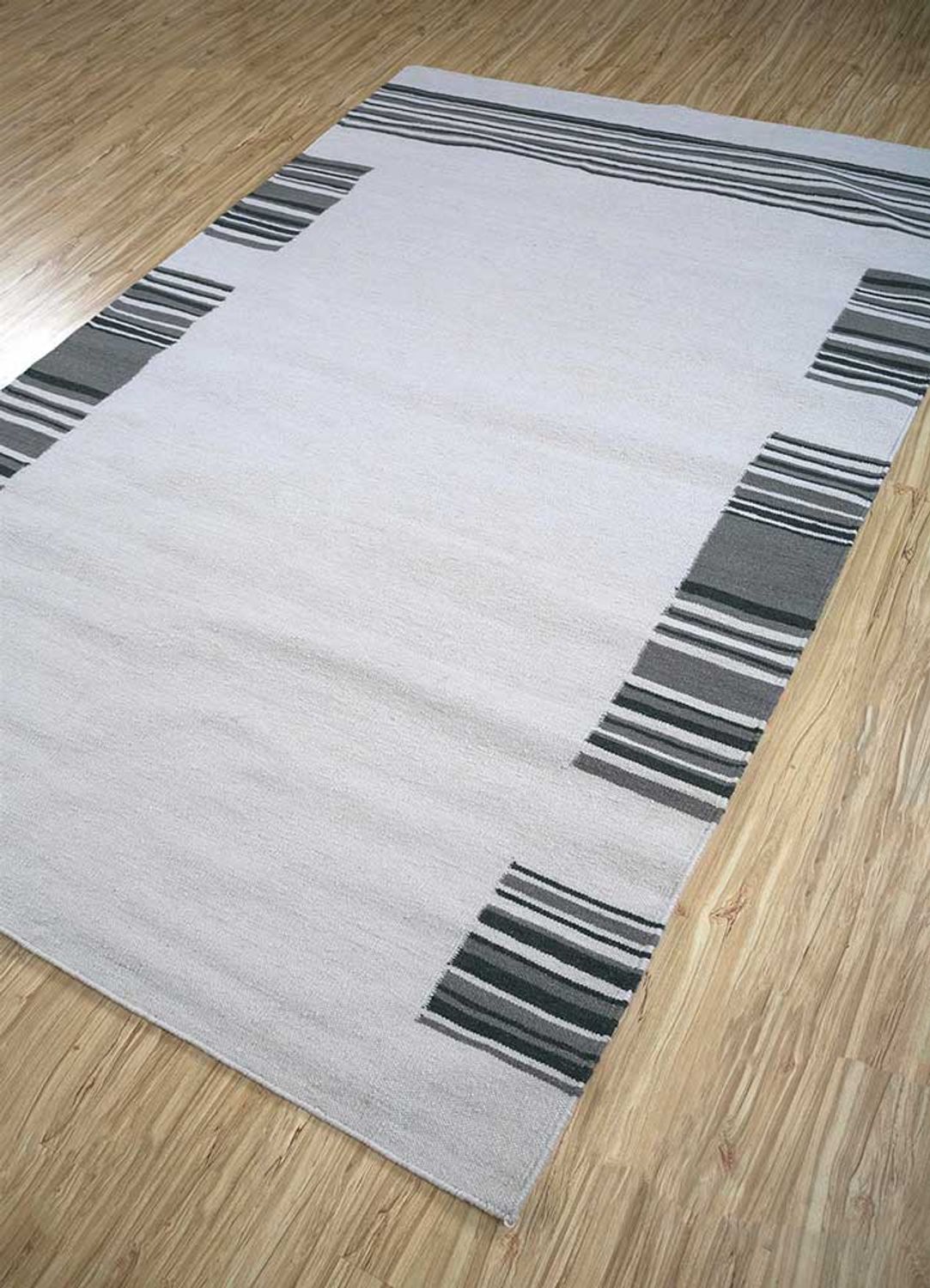 Tapis en laine - 240 x 150 cm - gris clair