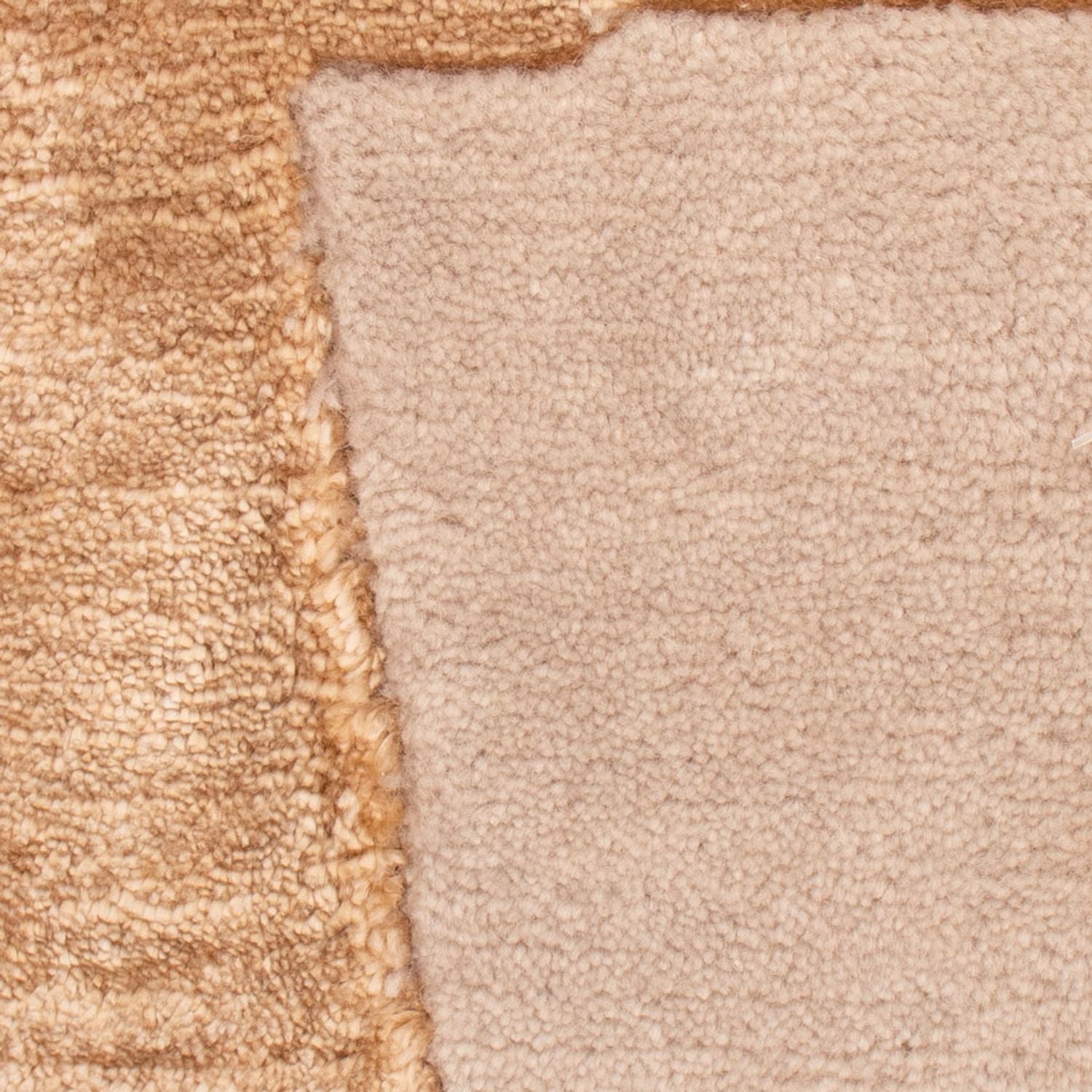 Tapis design carré  - 30 x 30 cm - or scala