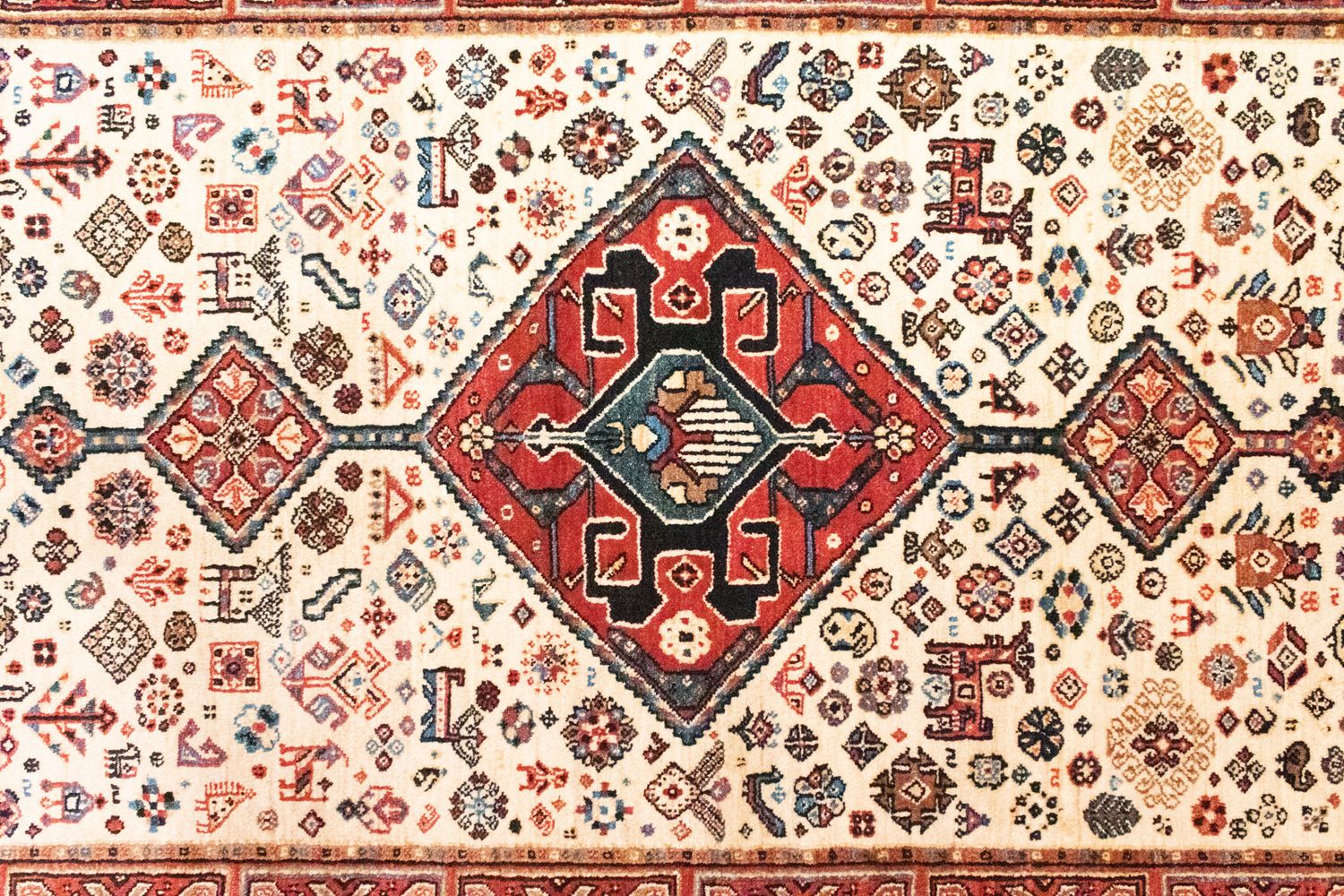 Tapis persan - Nomadic - 200 x 154 cm - beige