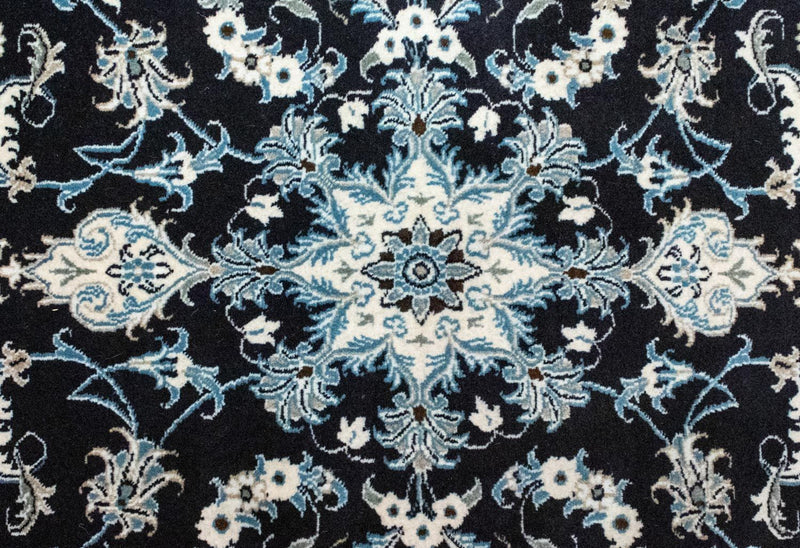 Tapis persan - Nain - 131 x 90 cm - bleu foncé